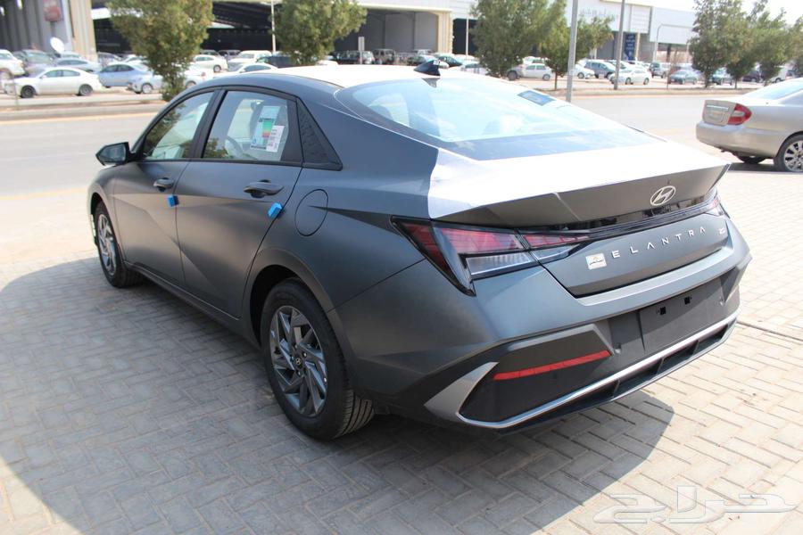 Hyundai Elantra Smart 202563220876874753111
