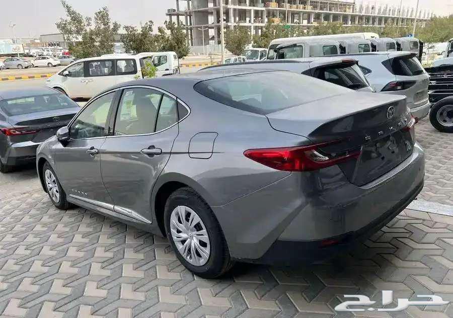 تويوتا كامري E ستاندر بنزين 2025 (خليجي) بالنقد والتقسيط63219367846530112