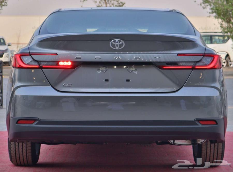 Toyota Camry LE gasoline model 202563220859593730114