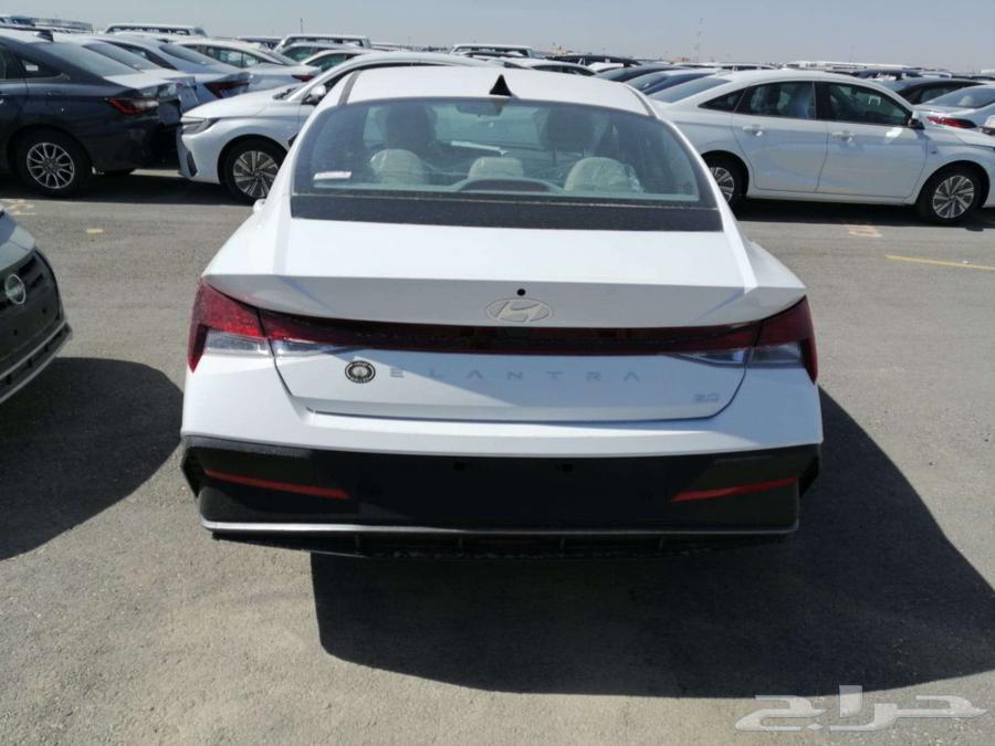 Hyundai Elantra Smart 2.0 installments 202563220370554114111
