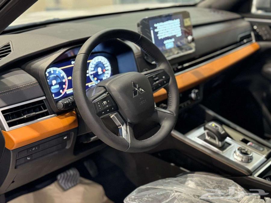 Mitsubishi Outlander Full Option 2024 Special Offer63222889847682113