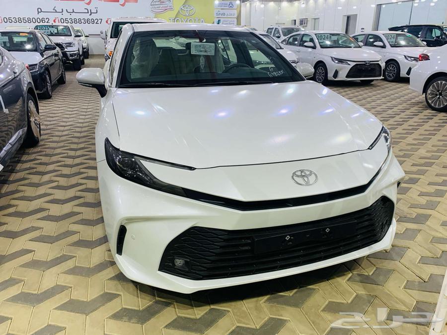 تويوتا كامري 2025 ستاندر بنزين63218842521602111