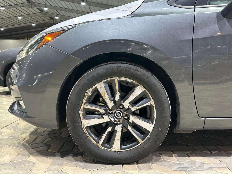Nissan Sunny half option 2023 new model, special offers for the blessed month63221361491843113