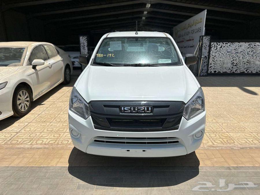 Isuzu GMR 2025 diesel, cash and installment available63221366004226113