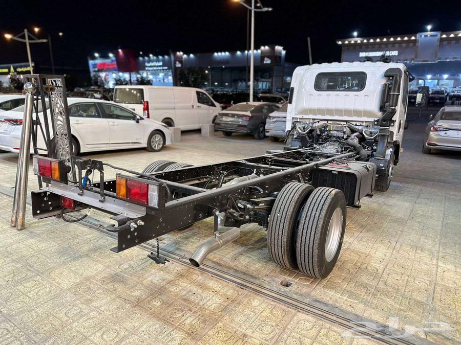 Isuzu D-Max 5 ton, 4.95 meter chassis, 2025, cash and installment available63221366094593114