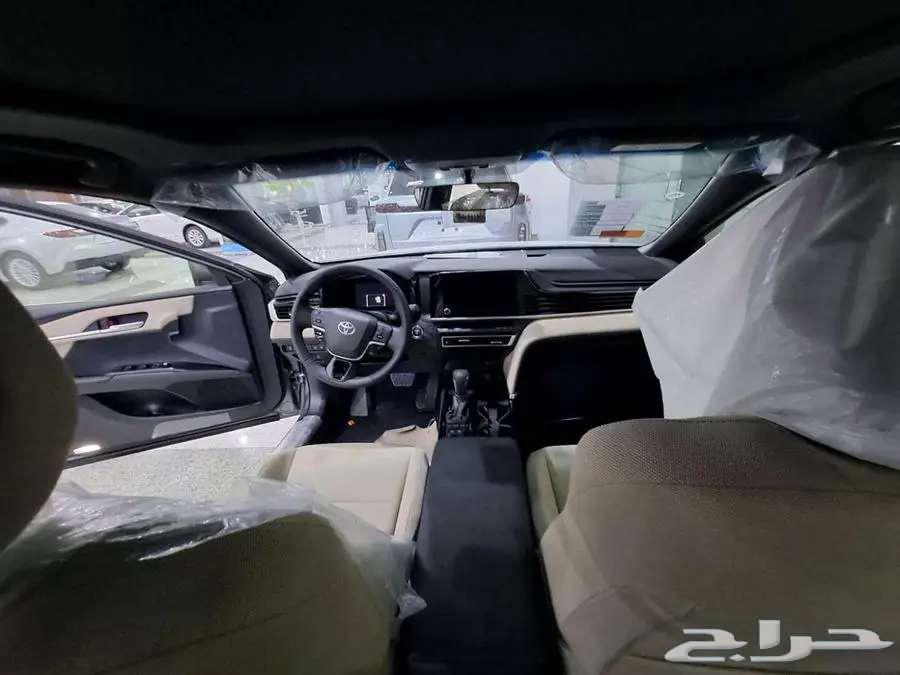Camry LE Hybrid 2.5 Sedan Automatic (Gray 2025)63221377786881111