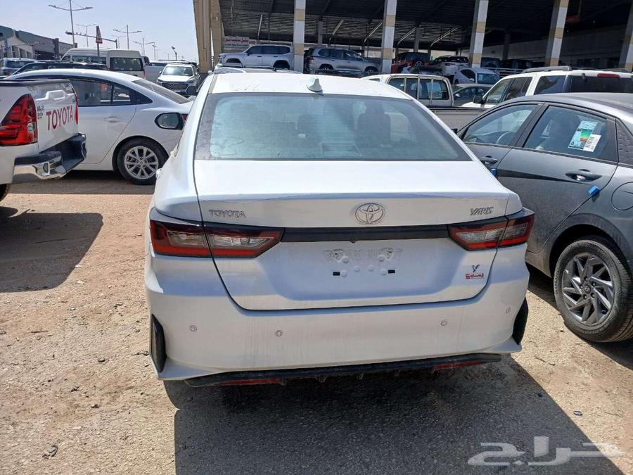 Toyota Yaris Y Standard 202463220859782787112