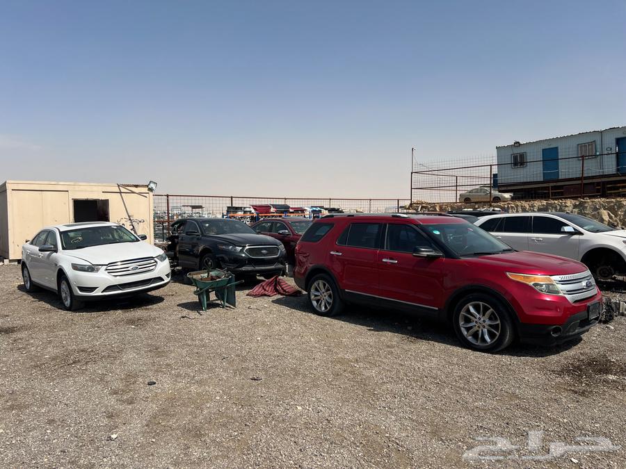 Ford cars for dismantling, parts only, brand new agency.63221907224963114