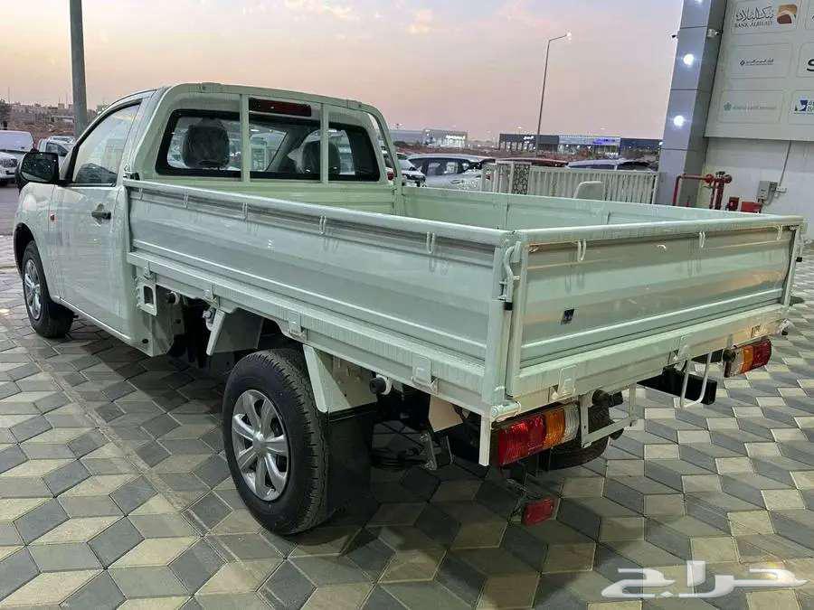 Isuzu pickup truck with double cab 202563220856362241113