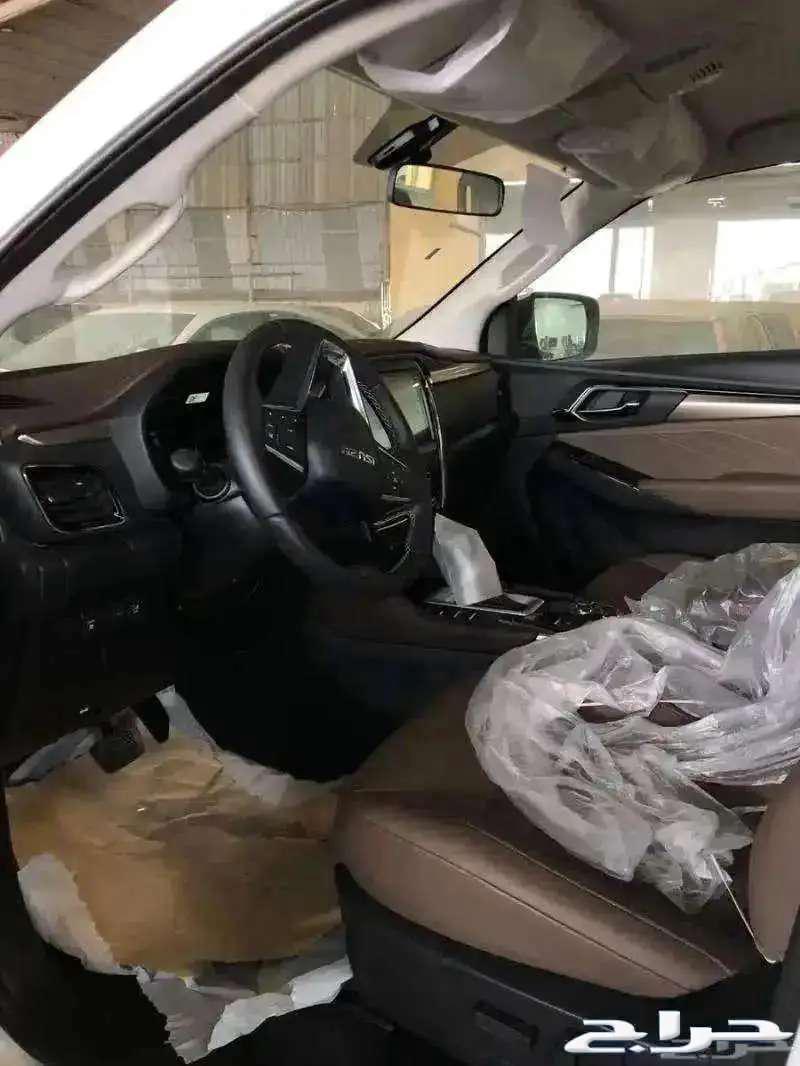 Isuzu 2024 MU-X full option, double cabin, Al-Issa63213957873154113