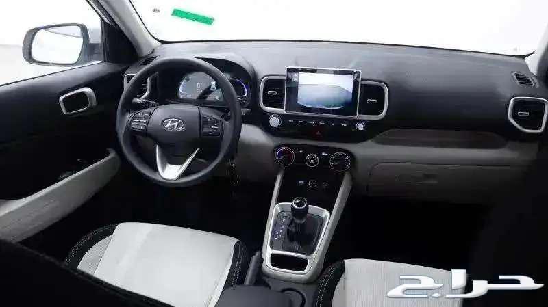 Hyundai Venue full option 2024 cash - bank63217864258563114