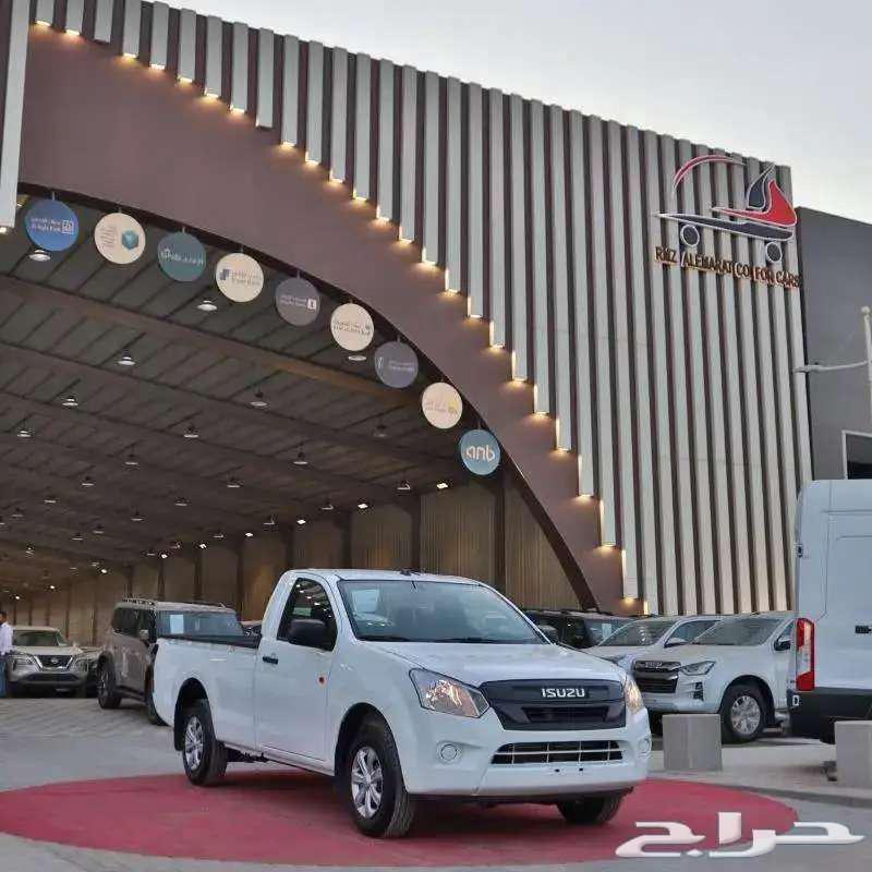 Isuzu D-Max GMR 2025 (installments only) (individuals - institutions - companies)63215889763585113