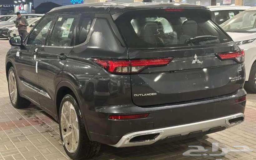 Mitsubishi Outlander half option and full option 2025, free thermal insulation63214458827522114