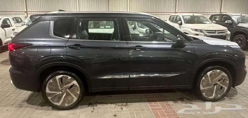 Mitsubishi Outlander half option and full option 2025, free thermal insulation63214458827522113