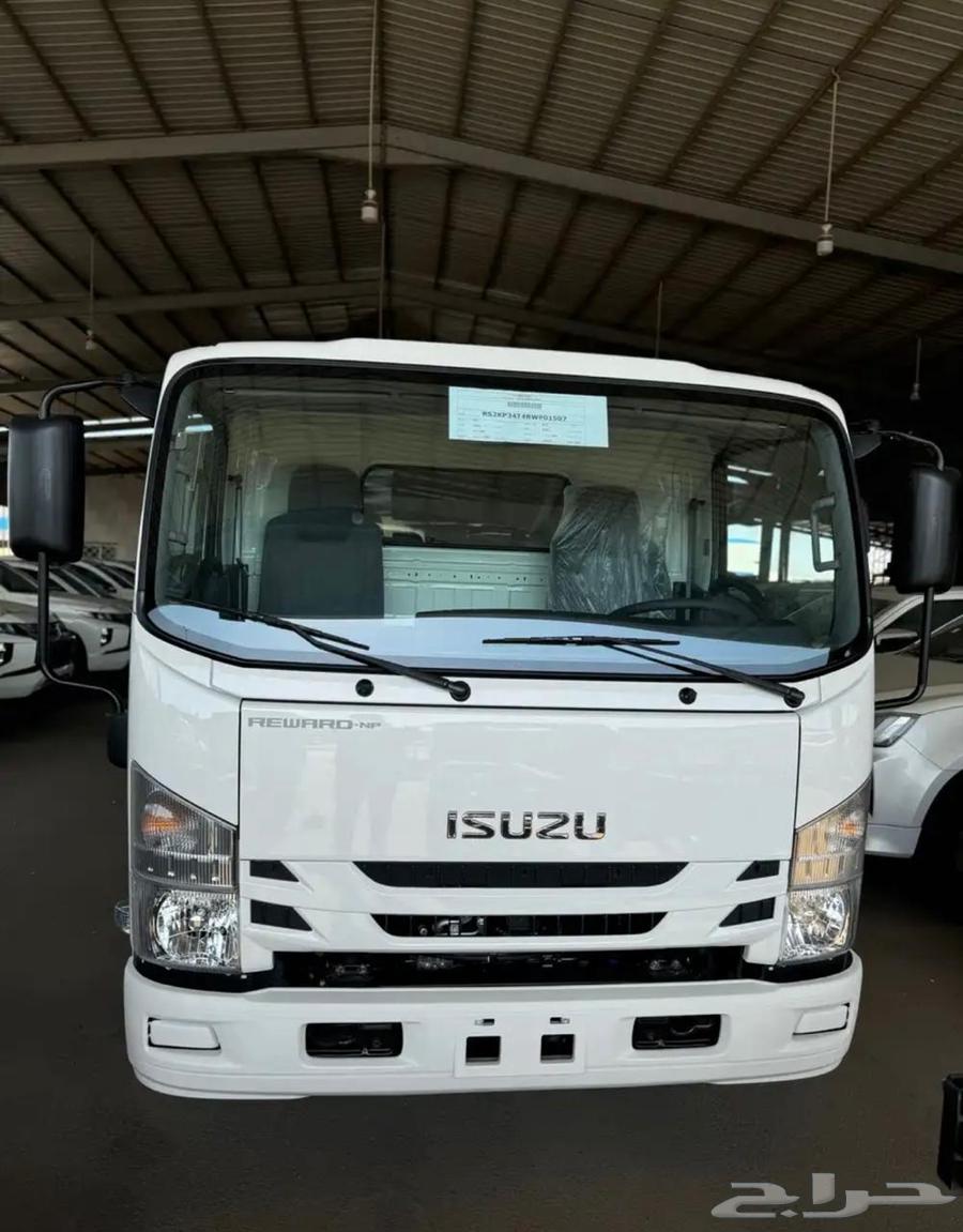 Isuzu 4-ton chassis 4.95 meters - Japanese63214452120834114