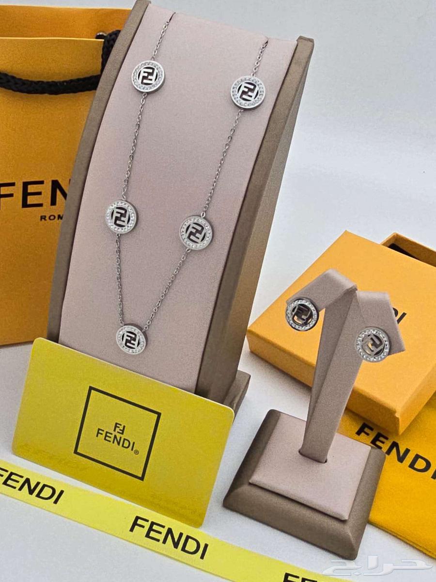 Fendi women's accessories63145573700610112