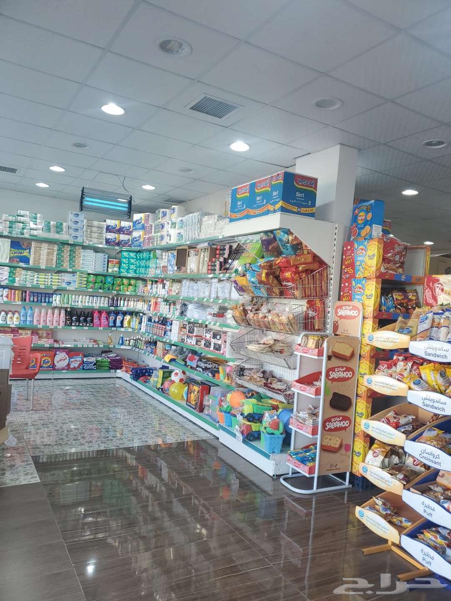 تموينات في موقع مميز الشارع العام ملحق سلطانه63009993886850111