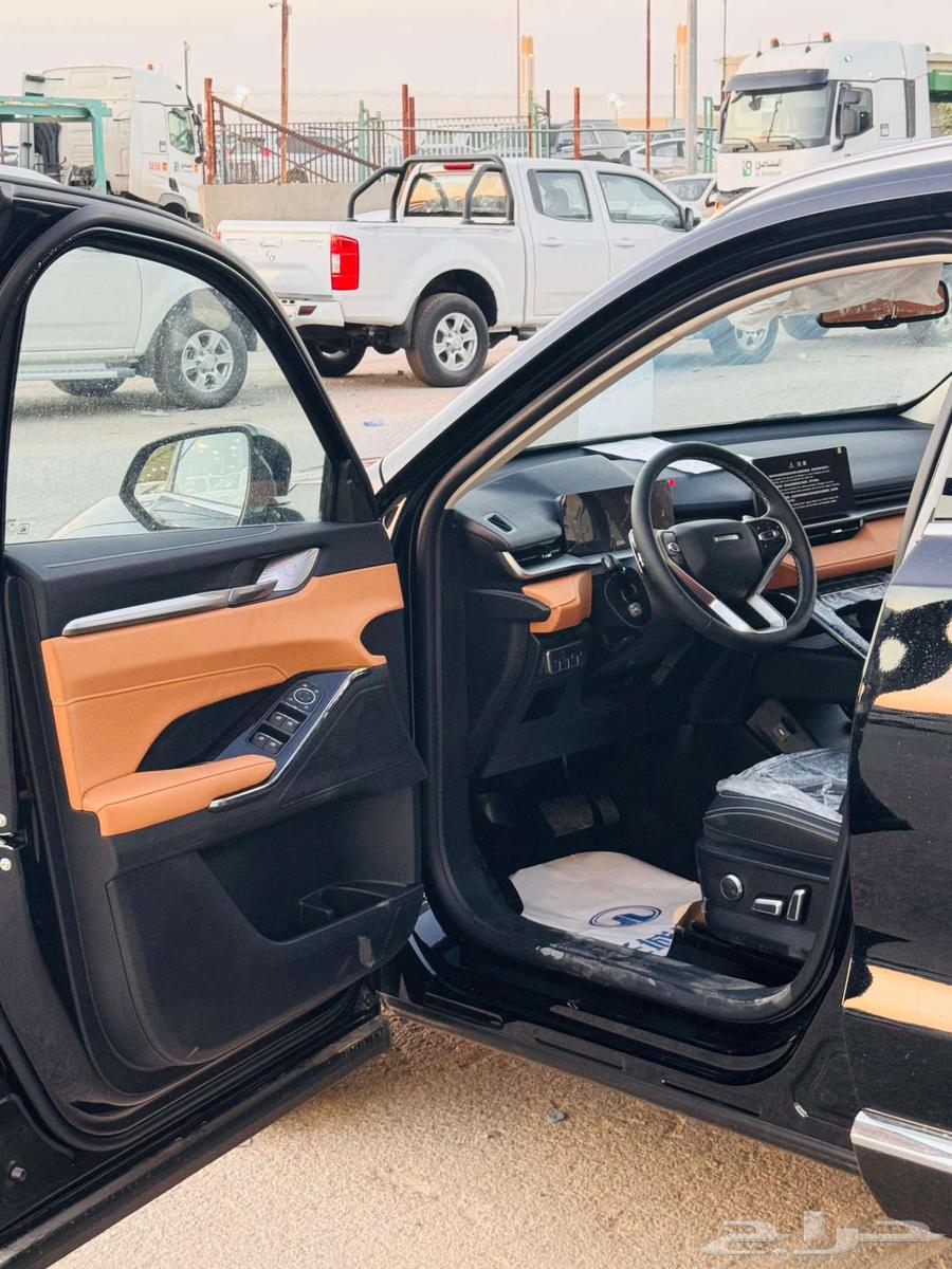 Haval H6 Half Full 2025 Model with Free Maintenance63218370568963114