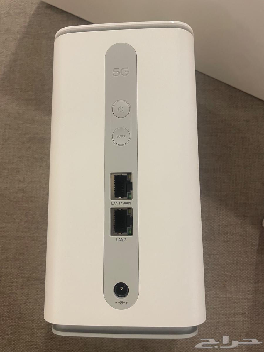 Oppo 5G router for use with any SIM card63146034451201111