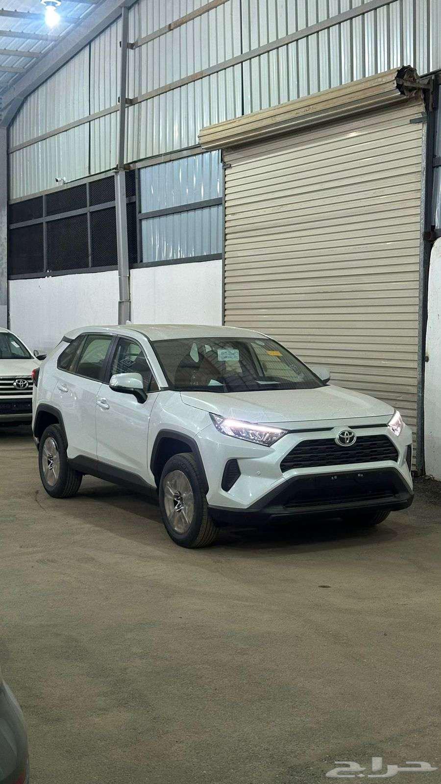 Toyota RAV4 LE Double 202563216850015235111
