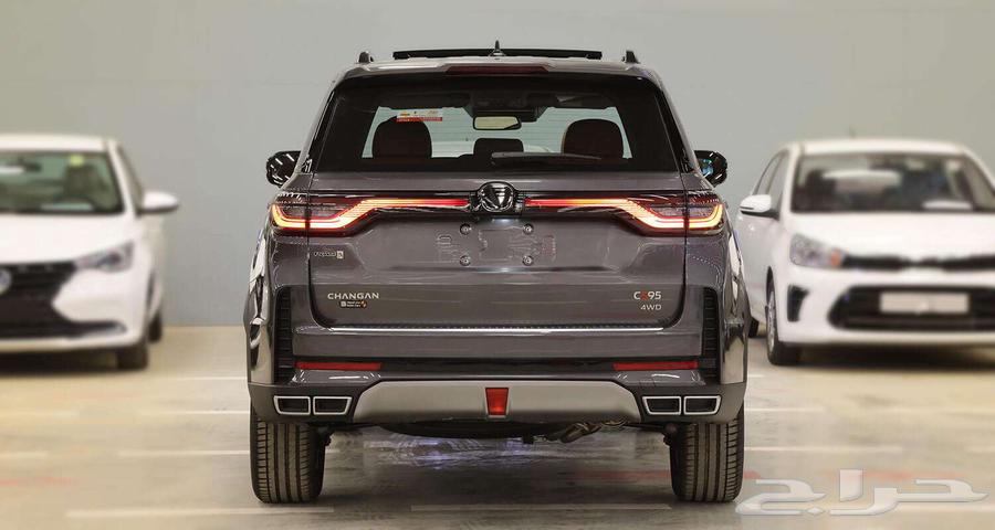 Changan CS95 Royal with black roof, model 2025.63213950859650112