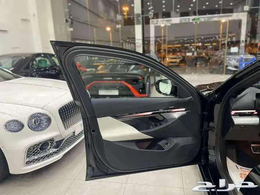520i - 2025 - NEW - فاتورة ضربية63214445405827114