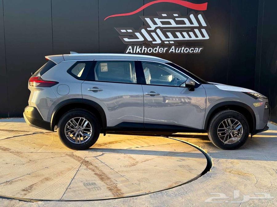 Nissan Exttrail 5-seater, double 2024 model, available at Al-Khodari for cars63217850548611111