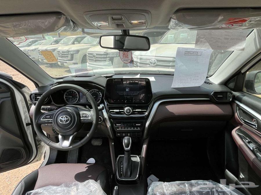 Toyota Urban Cruiser GLX 2025, cash and installment available63216857572995114