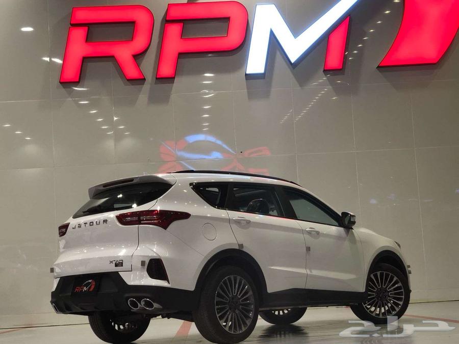 Geely X70 compared to Camry 2025, the most affordable from RPM company, cash and Ramadan offers available.63217363700867112