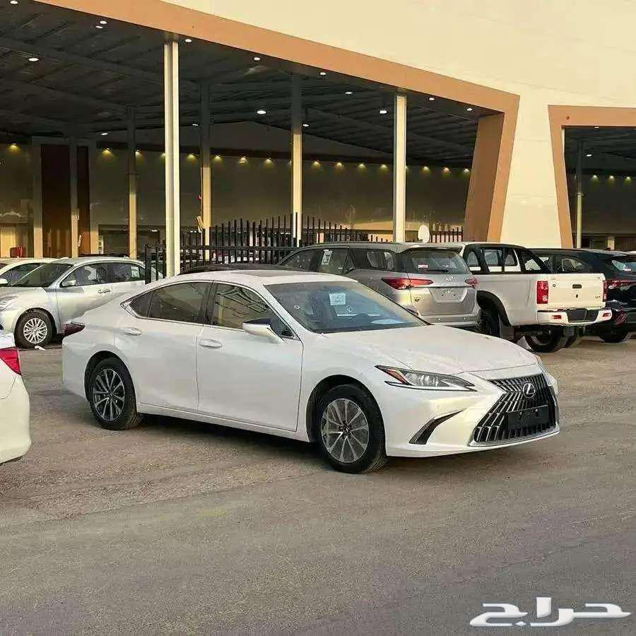 عرض اليوم لكزس ES250 AA موديل 2025 كاش واقساط63214449126019112