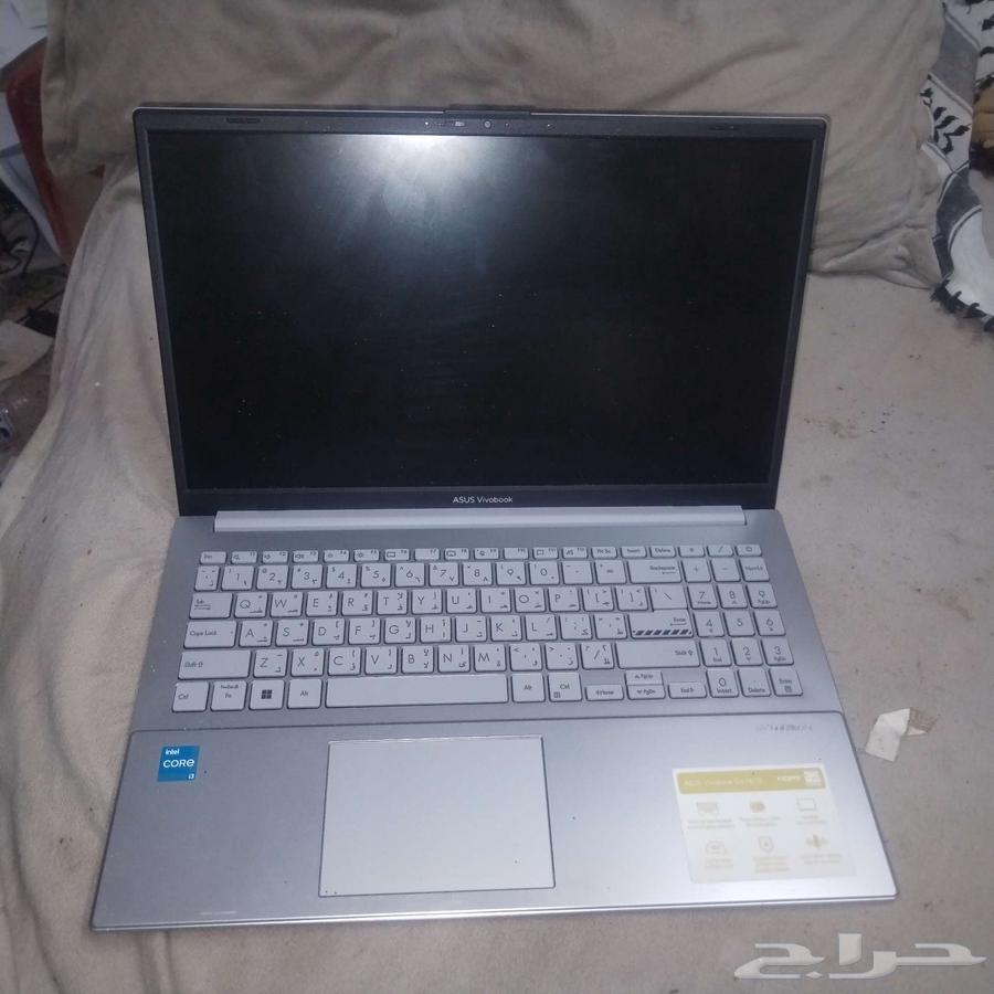 A semi-new laptop computer device63147449052675111