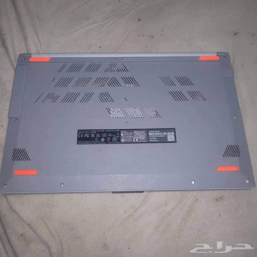 A semi-new laptop computer device63147449052675113