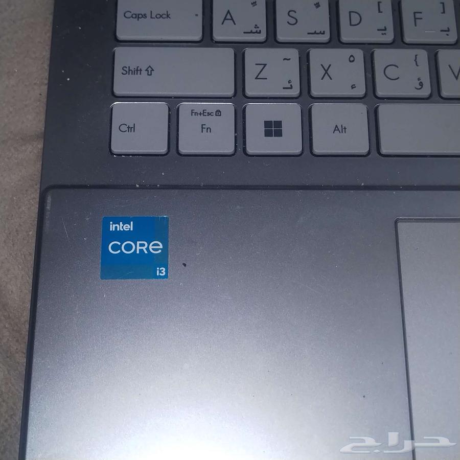 A semi-new laptop computer device63147449052675114