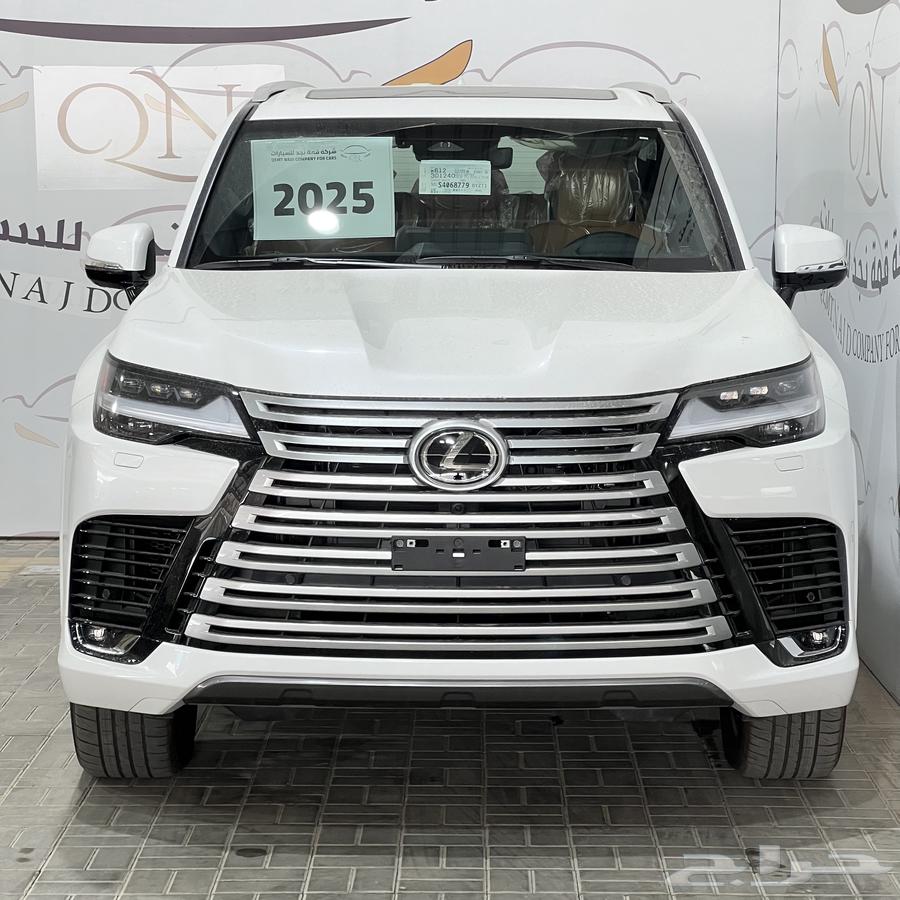 Lexus LX600 BB gasoline 2025 at the lowest prices63218369991425111