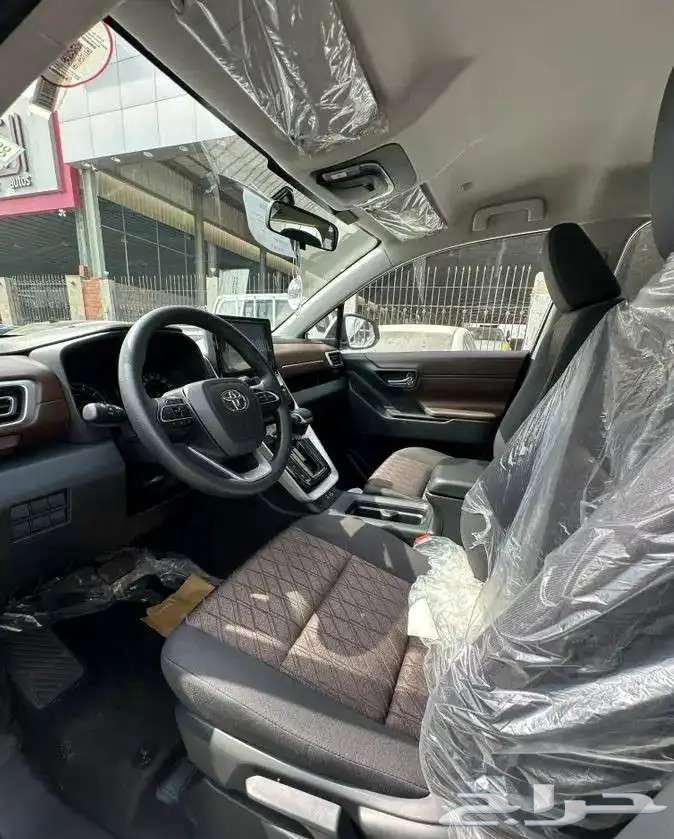 Toyota Innova Gasoline GL 2025 Cash and Financing63214468836355112