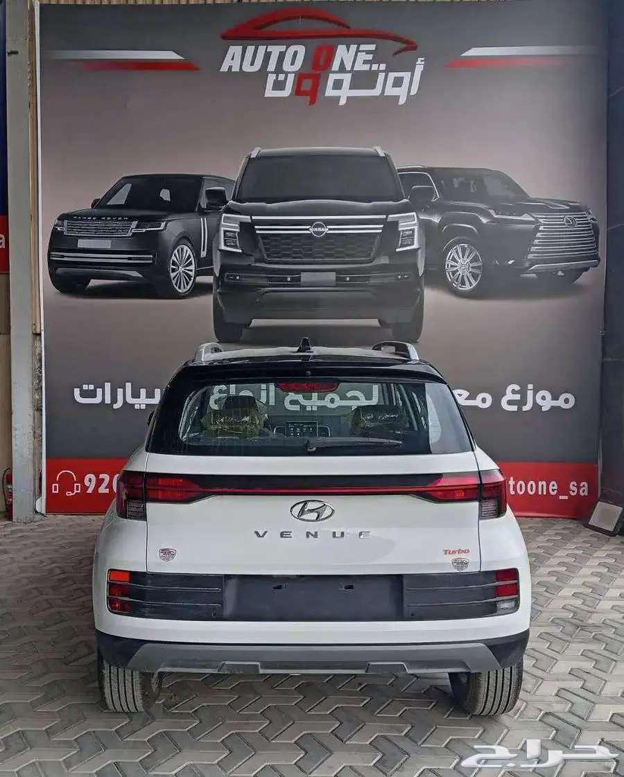 Hyundai Venue Comfort 2025 model, cash and installment available63209871640065112