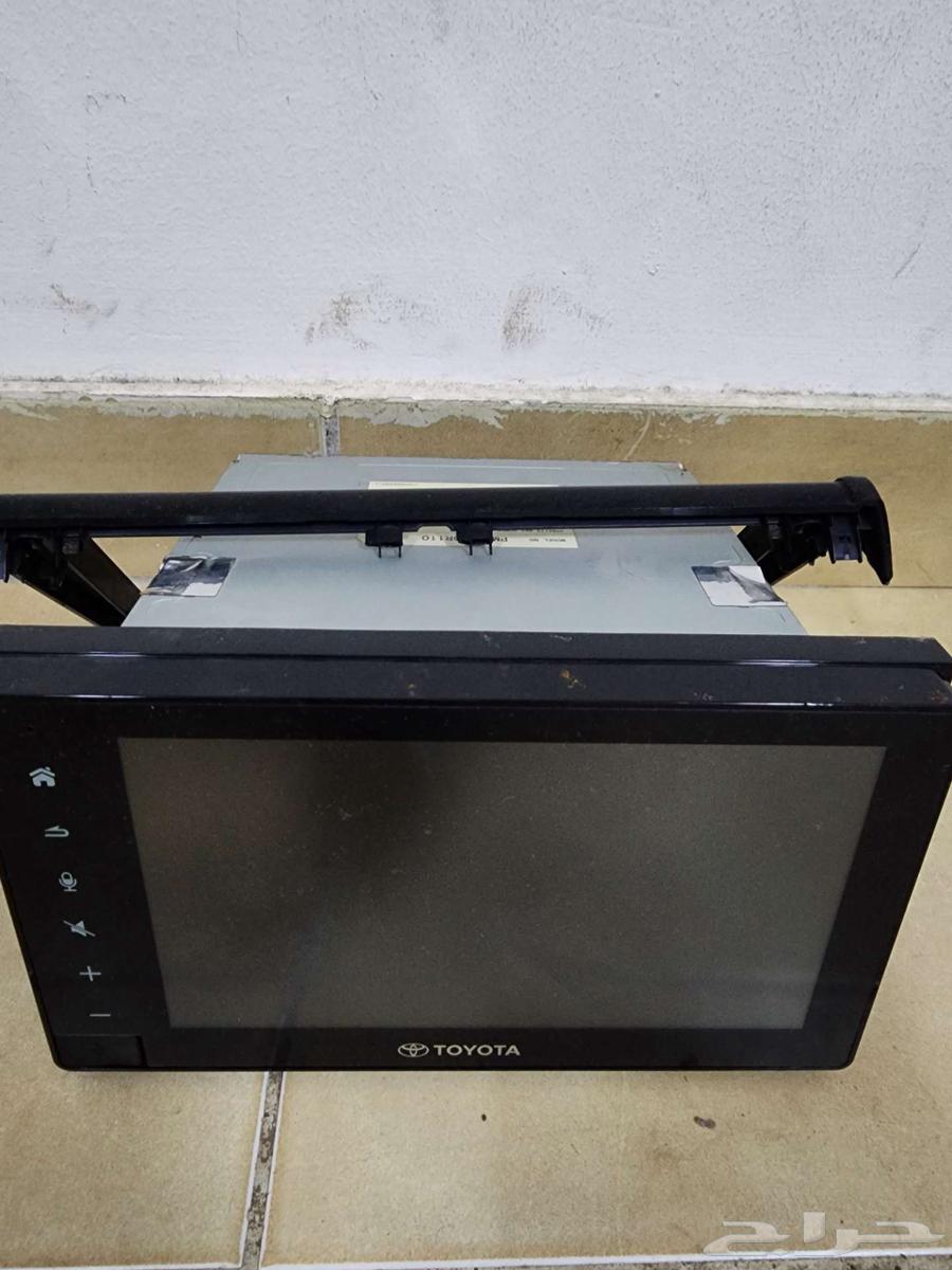Toyota screen and scale63210393398018113