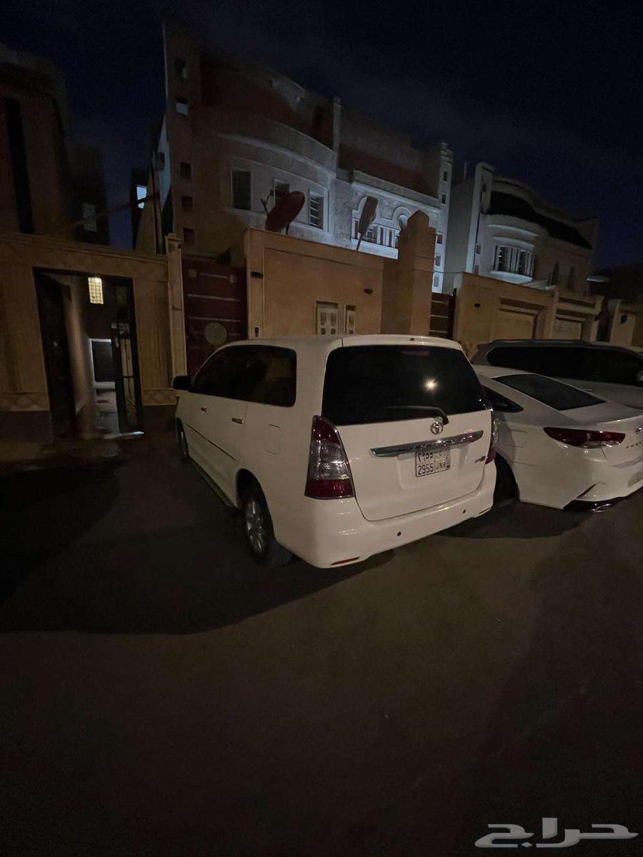 Toyota Innova 2013, mileage 158,000, very clean63212430754818111