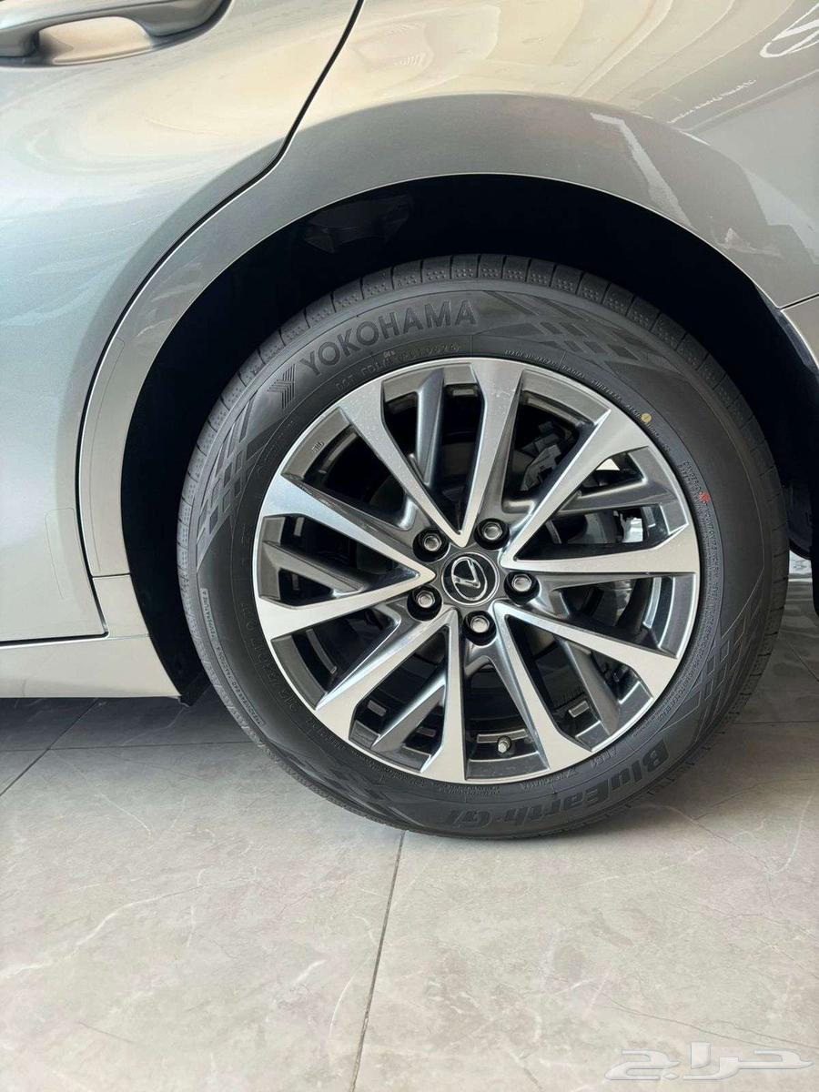 عرض بنك الجزيره 50 50 بدون ربح لكزس ES 300 AH هايبرد 202563213988868994113