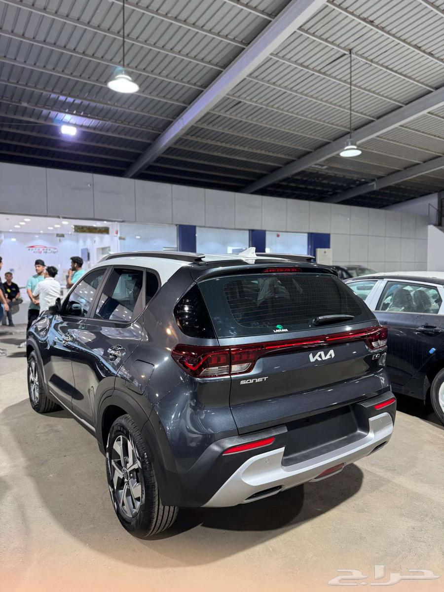 Kia Sonet Mid 2023, lowest price and limited quantity63210939519489113