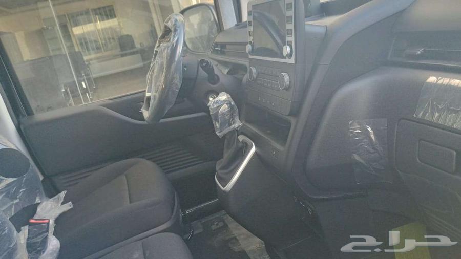 Staria Diesel 9-seater and 11-seater Diesel Automatic 202563210389928193112