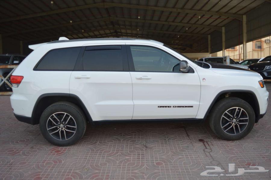 Grand Cherokee Trailhawk 2018 fully loaded with American customs paperwork63209371737729114