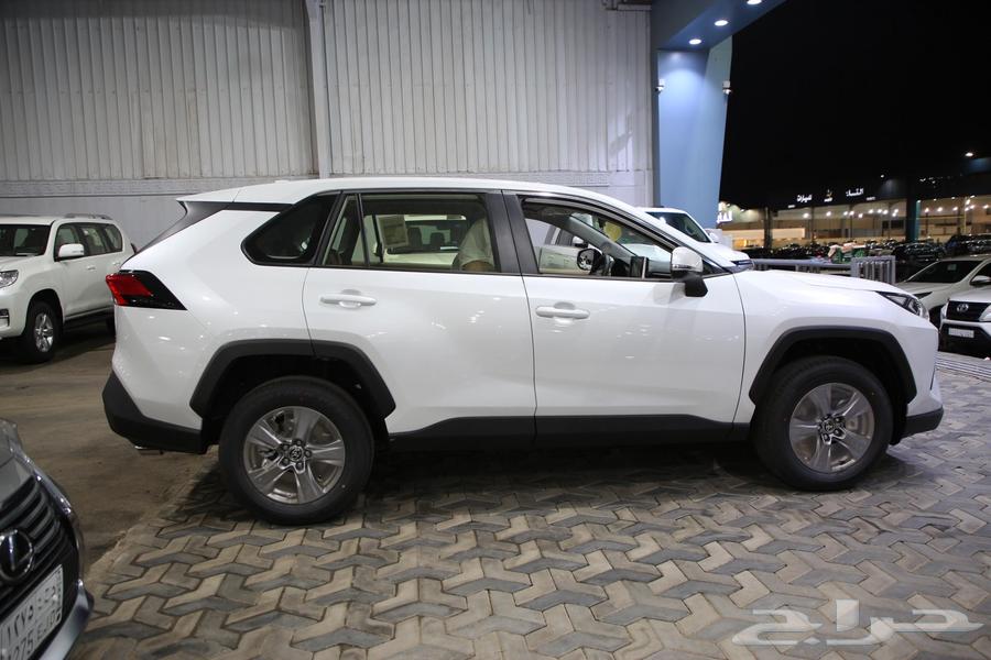 Toyota RAV4 LE Standard Double Gasoline Engine 2.0 Model 202463211945561987113
