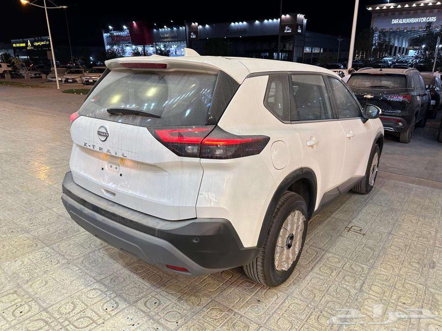 Nissan Extreel 5 seats 202463212420474498113