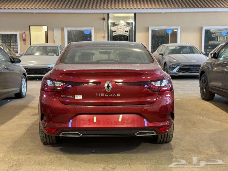 Special offer for a fully loaded 2023 Renault Megane with free tinting available63212940502785113