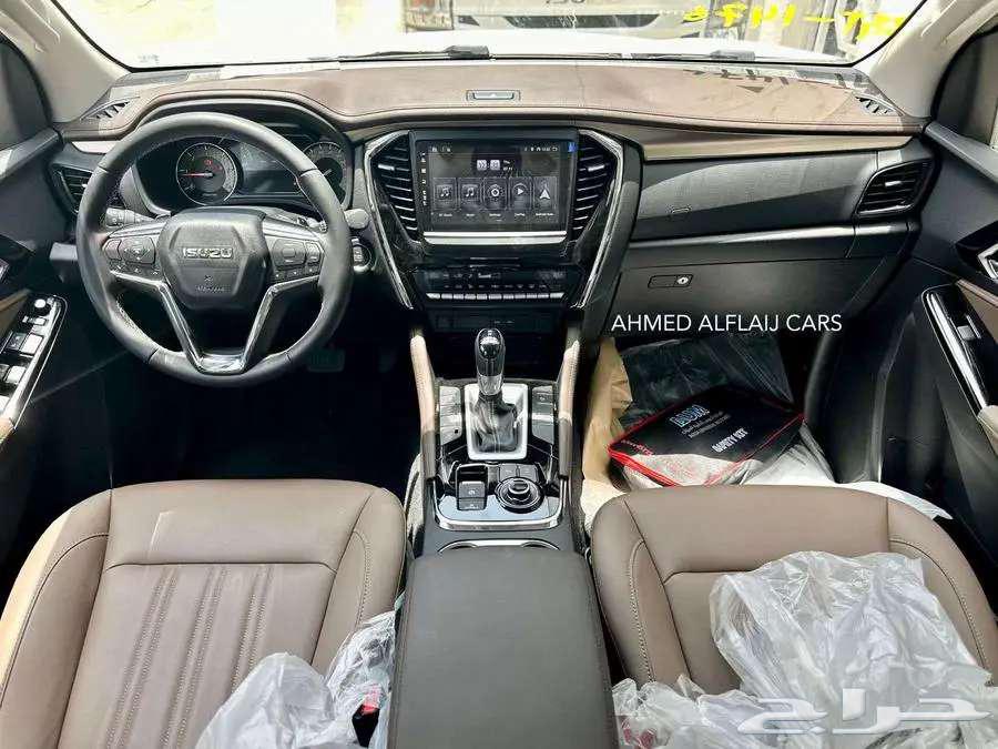 Isuzu MU-X 2024 fully loaded, double cab, at the best price63209855801731113