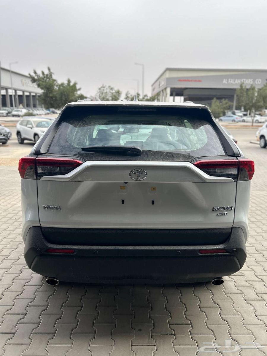 Toyota RAV4 XLE gasoline, sunroof, 2025, new, Saudi63204344655235113