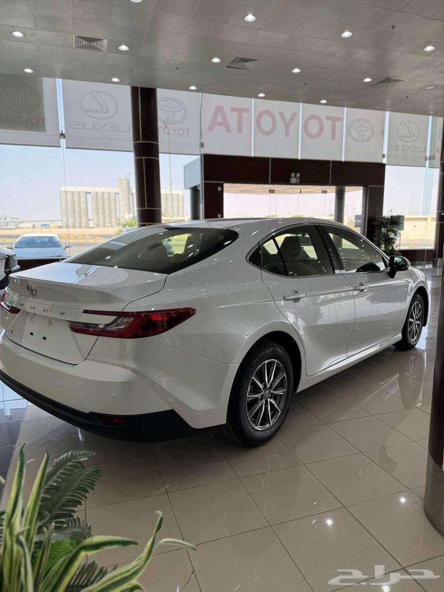 2025 Toyota Camry Hybrid LE63205911460994112