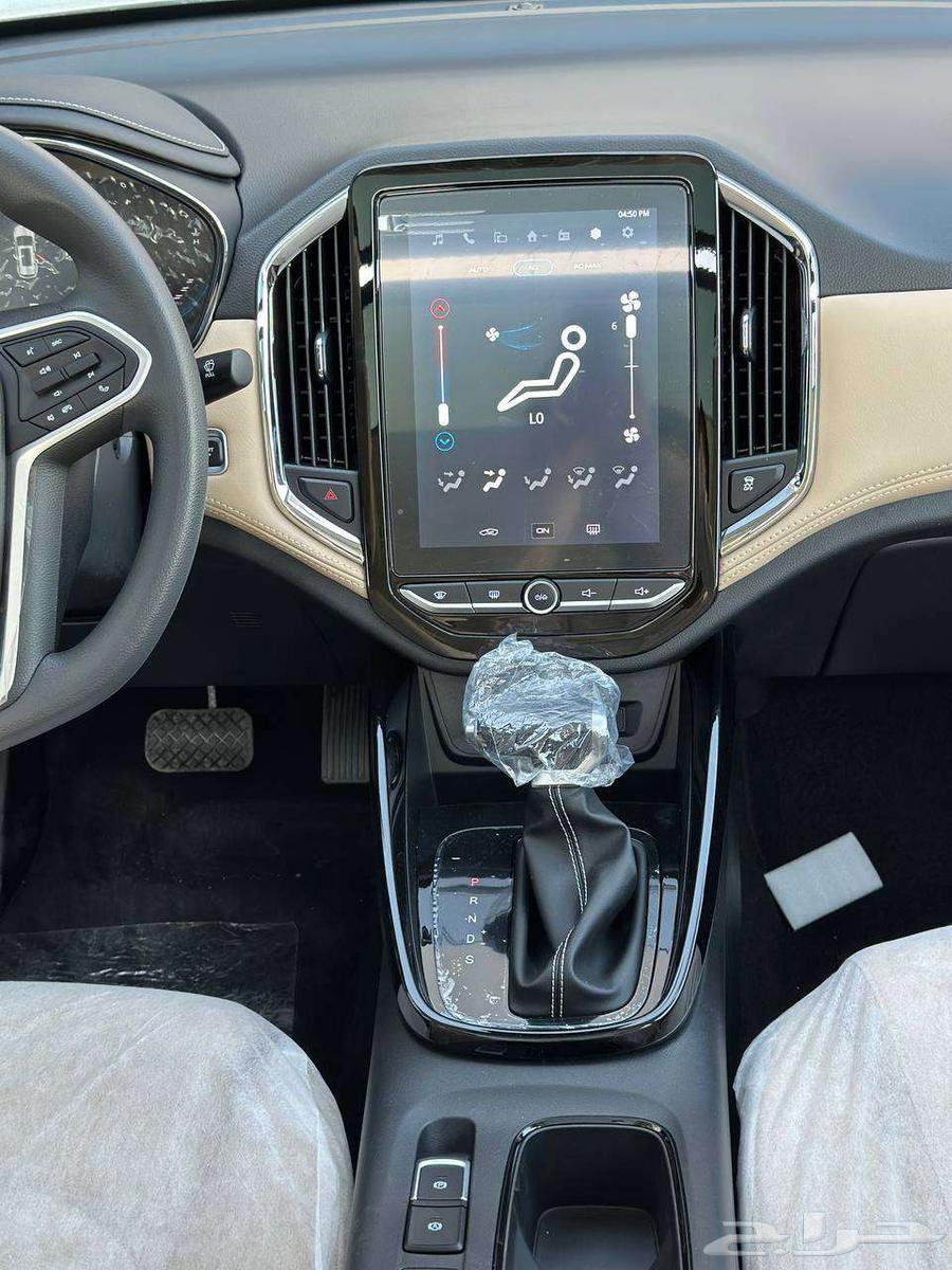 شفرولية كابتيفا بريمير 2025 لون ابيض63205374304130114