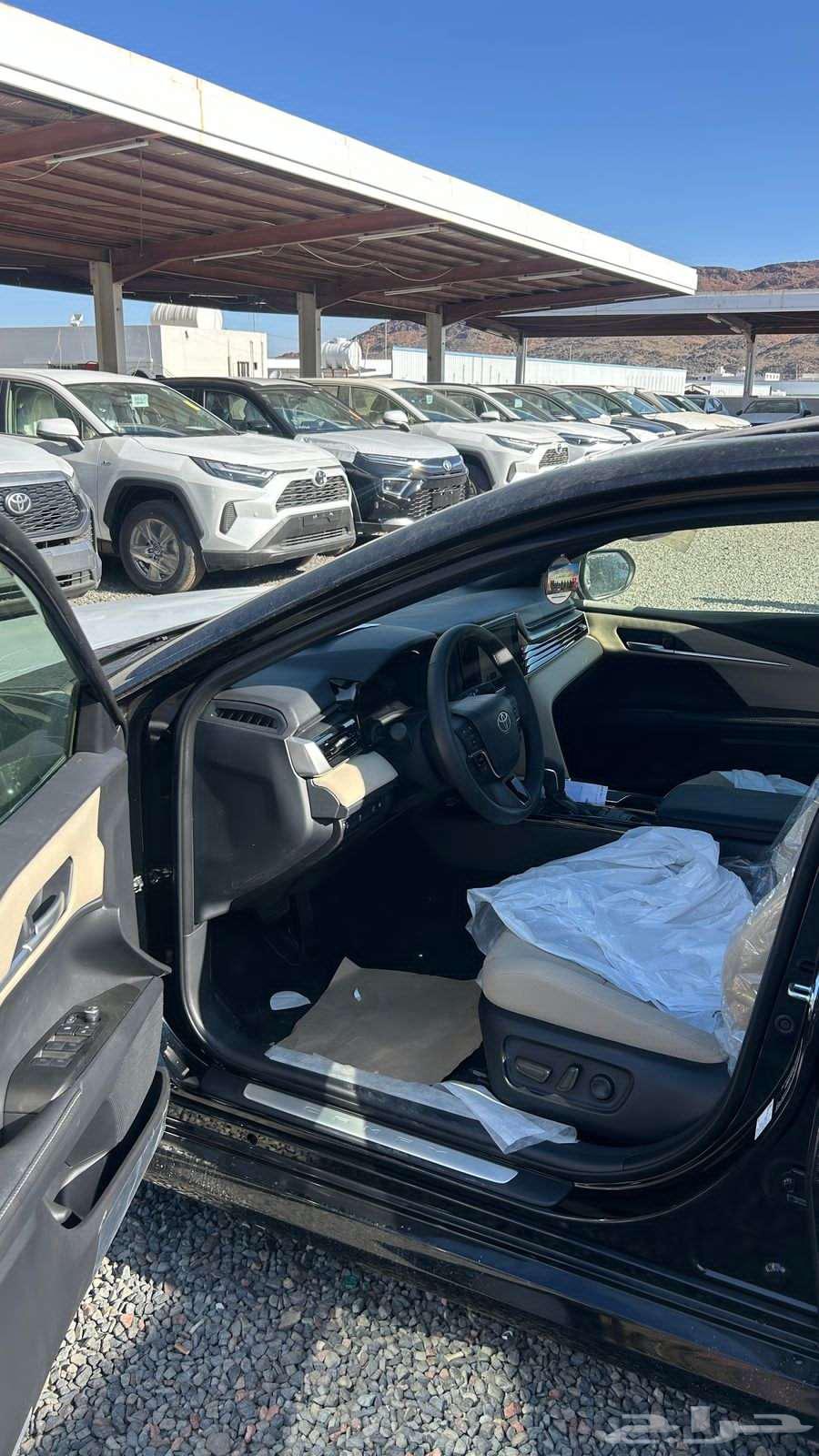 Toyota Camry LE Black 2025 Cash and Installments63205904257153114